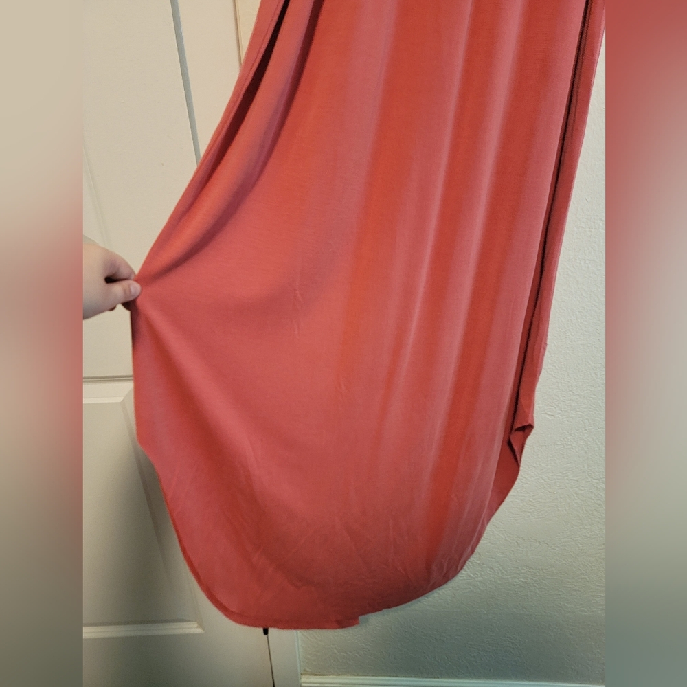 Double Zero Curved Hem Sleevless Soft Basic Dress… - image 3